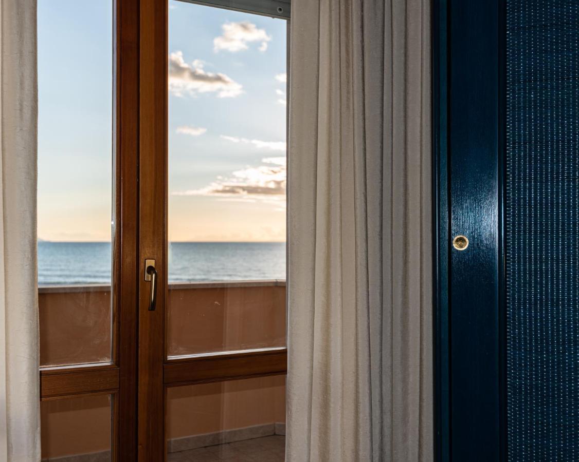 Hotel Il Delfino ซานวินเชนโซ ภายนอก รูปภาพ