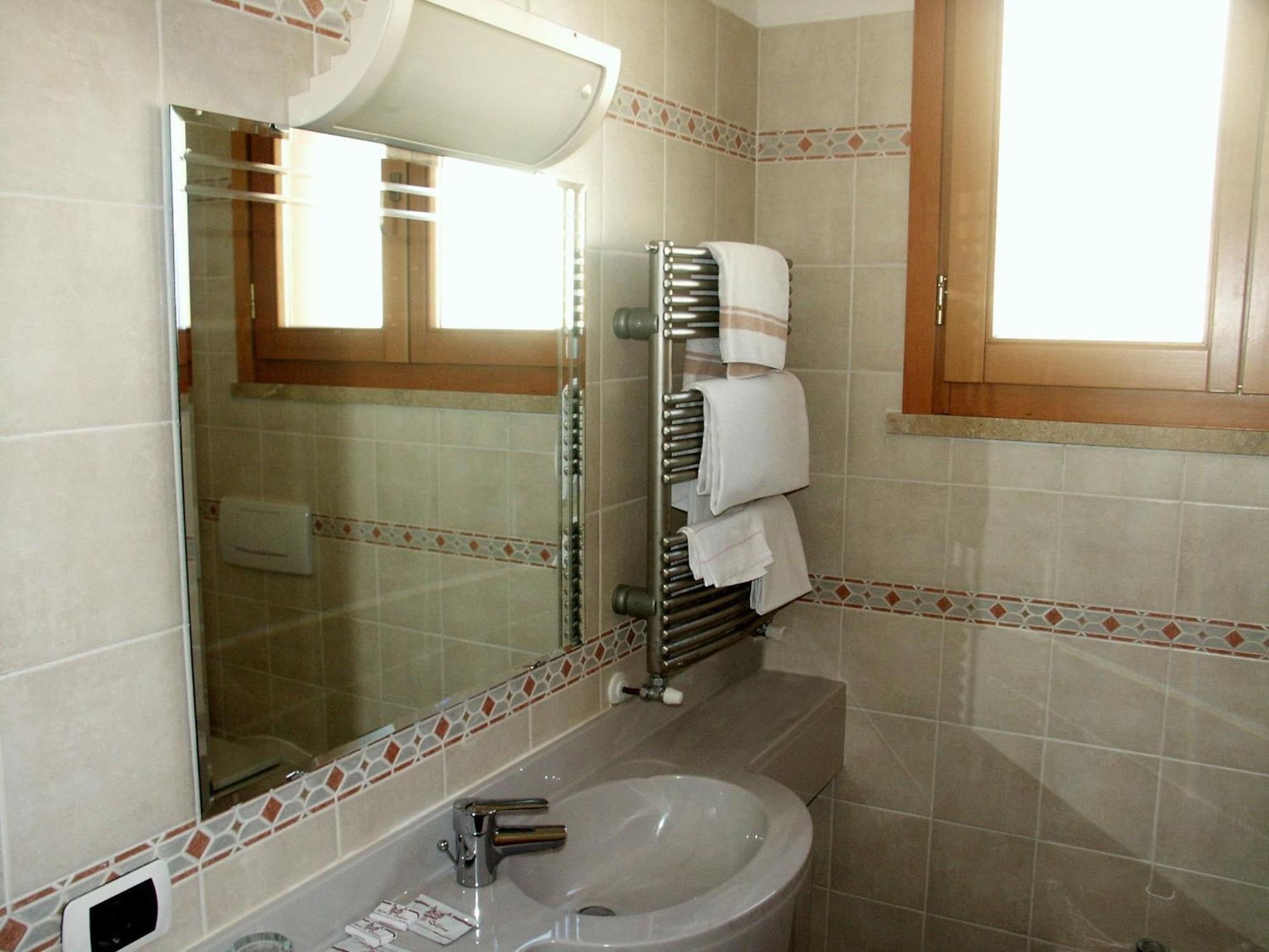 Hotel Il Delfino ซานวินเชนโซ ภายนอก รูปภาพ
