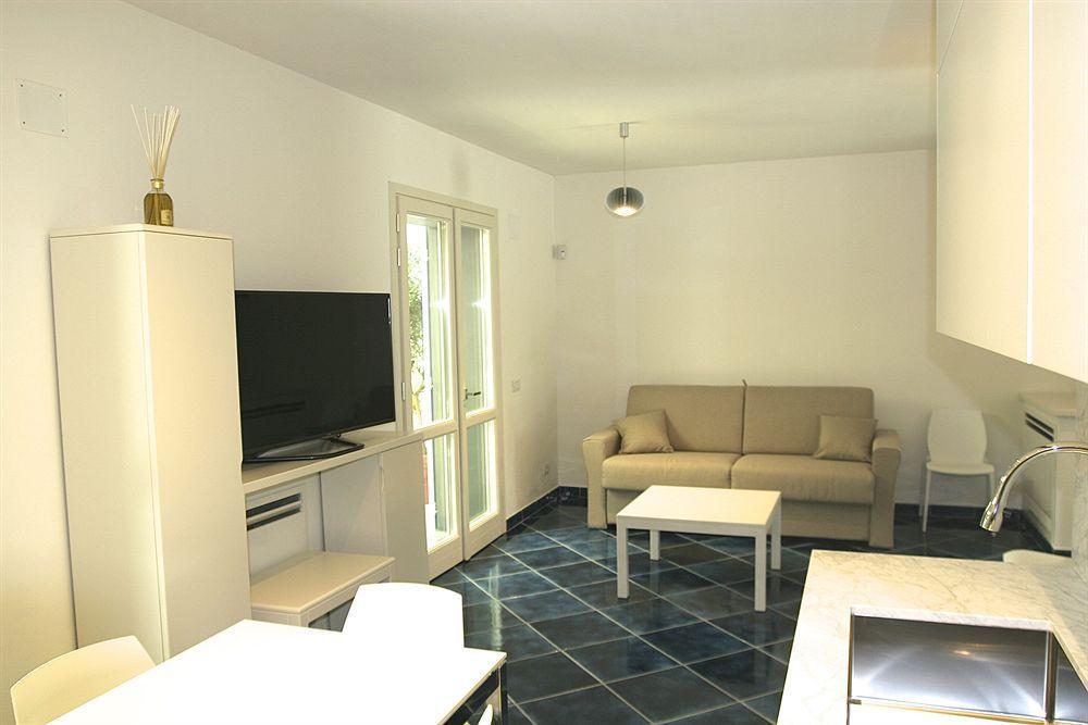 Hotel Il Delfino ซานวินเชนโซ ภายนอก รูปภาพ