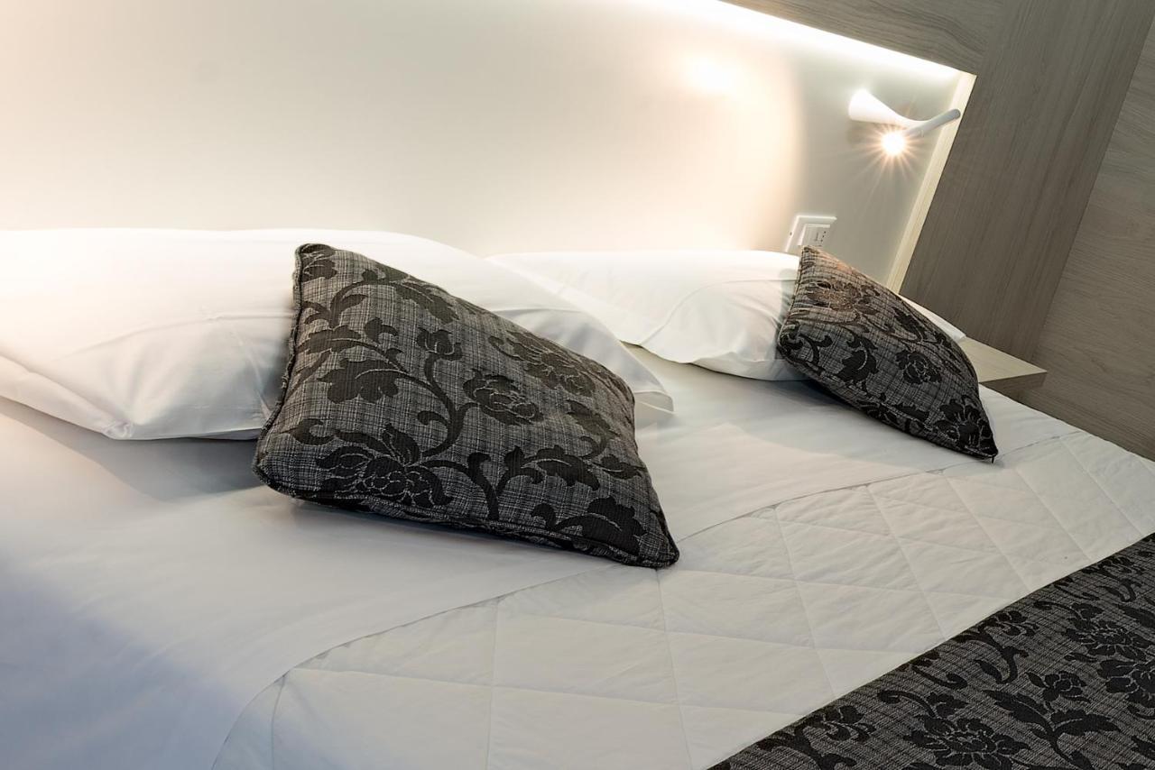 Hotel Il Delfino ซานวินเชนโซ ภายนอก รูปภาพ